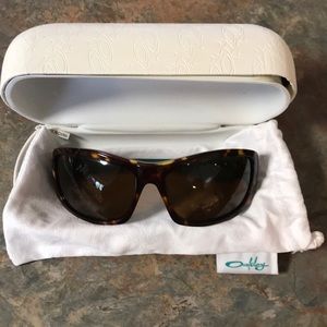 Oakley Disobey Women’s Sunglasses